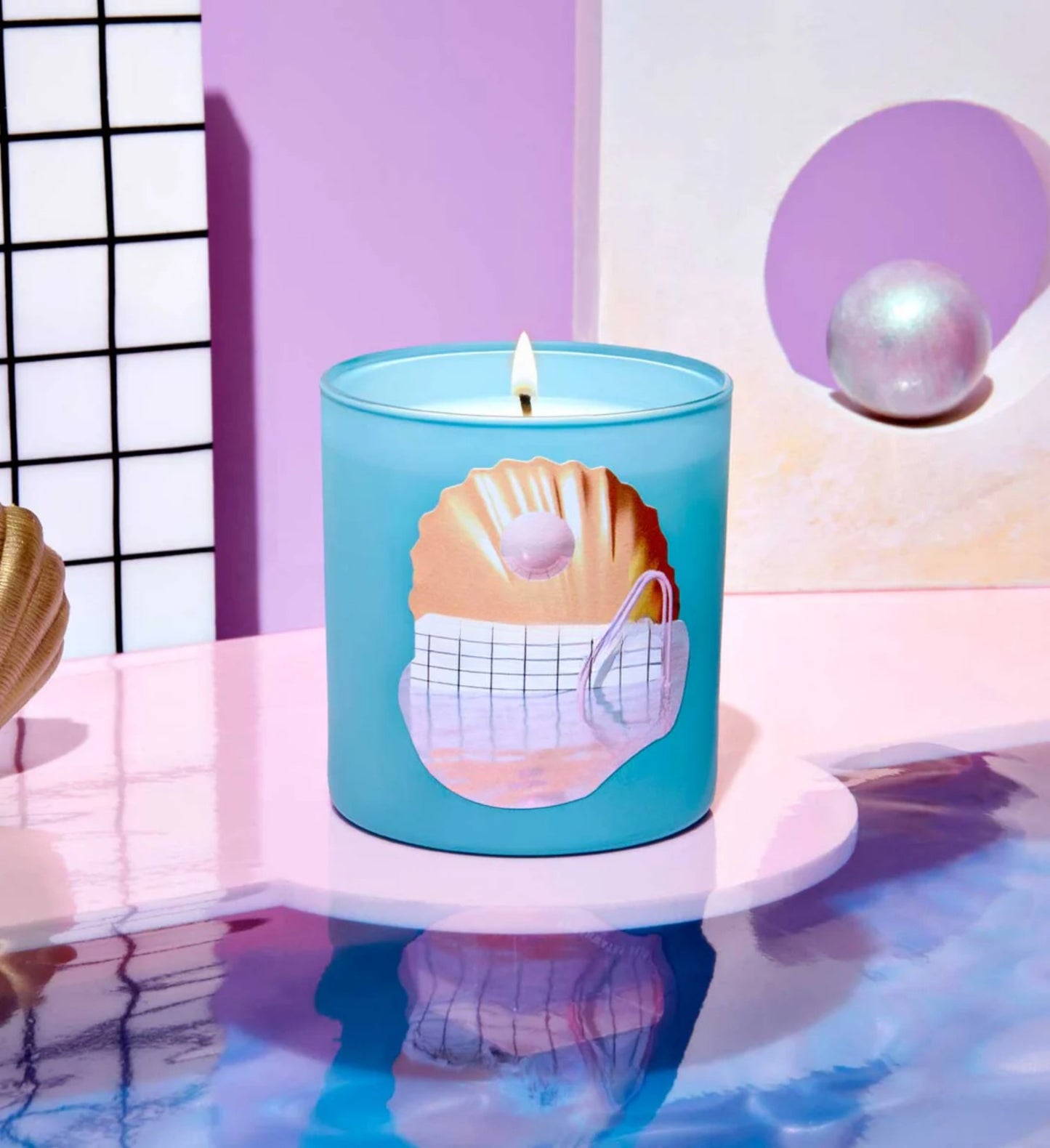 Glowza Ocean Breeze Coconut and Soy Wax Scented Candle 7.5oz