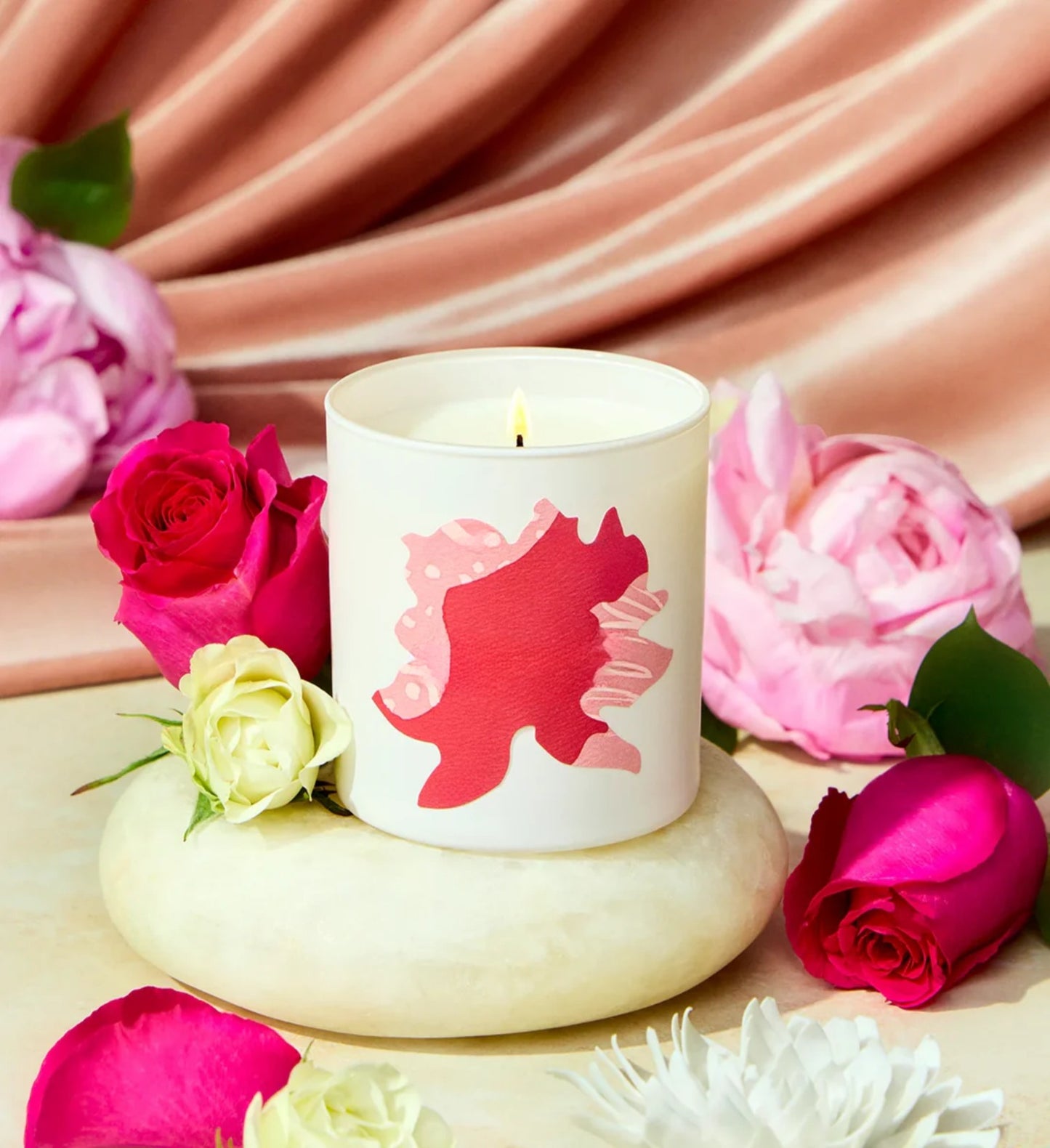 Glowza Peony Blossom Coconut and Soy Wax Scented Candle 7.5oz