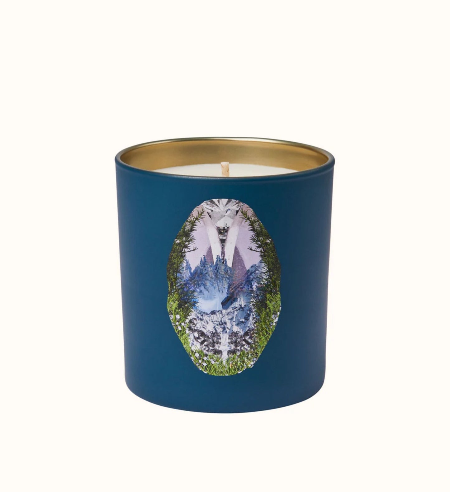 Glowza Cool Mountain Air Coconut and Soy Wax Scented Candle 7.5oz